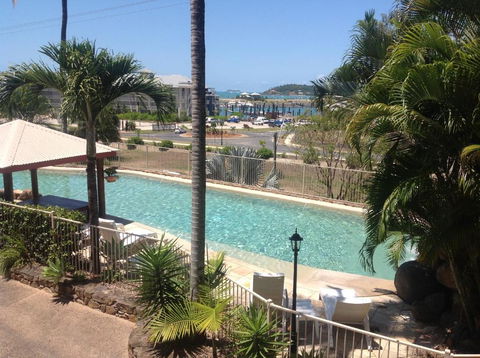 At Boathaven Bay Holiday Apartments - Accommodation Guide 1