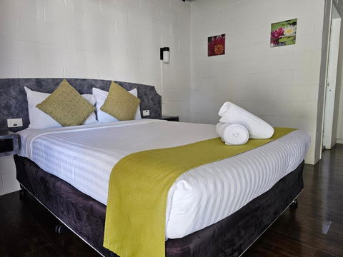 Azalea Motel - Accommodation Guide 2