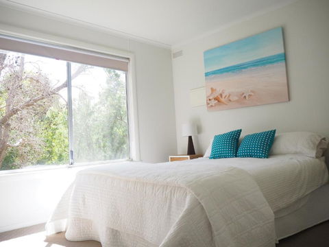 At The Beach - Accommodation Guide 4