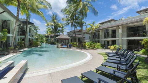 AZURE 125 Port Douglas - Accommodation Guide 0