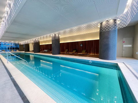 Astonishing Southbank Pearl Tower Residences Near Crown Casino - Accommodation Asia 2