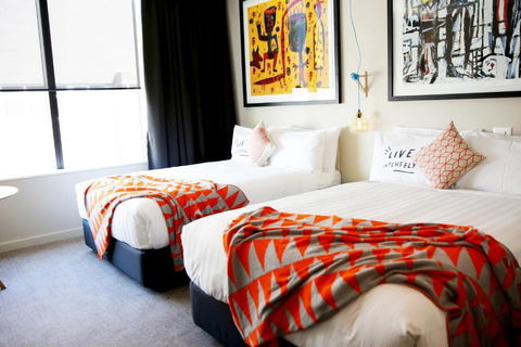 Art Series - The Larwill Studio - Accommodation Guide 1