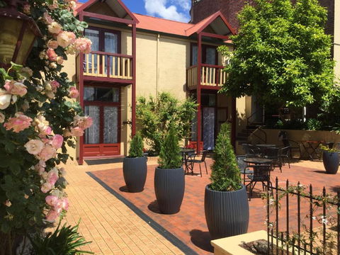 Art Hotel On York - Accommodation Guide 4
