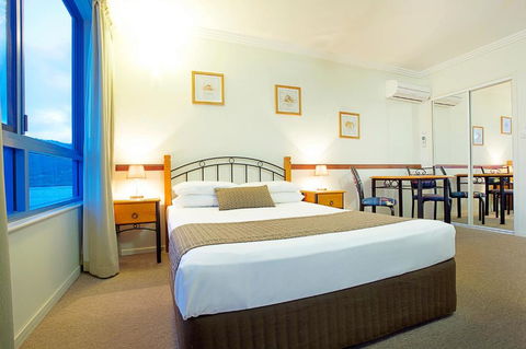 At Whitsunday Vista Holiday Apartments - Accommodation Guide 4