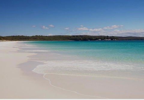 B & B On The Water - Accommodation Guide 4