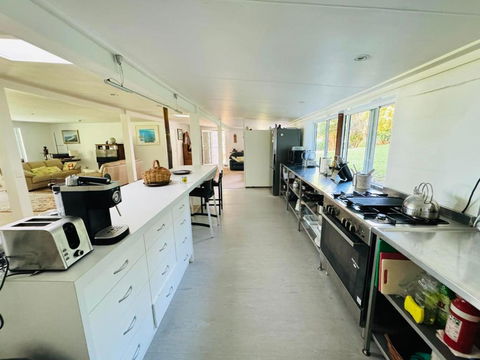 Baku Beachouse - Accommodation Asia 3