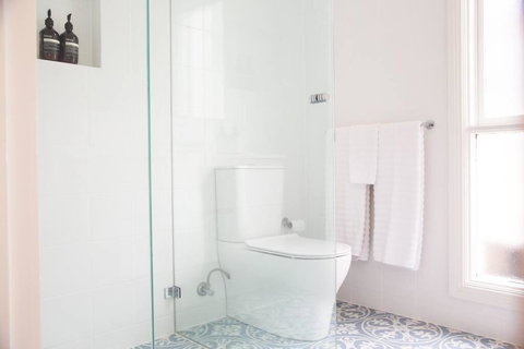 Balmain Sandstone Cottage - Accommodation Guide 2