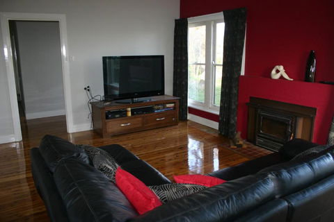 Banksia Cottage - Accommodation Asia 3