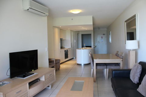 Blue C Coolangatta - Accommodation Asia 27
