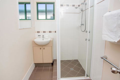 NRMA Bowen Beachfront Holiday Park - Accommodation Asia 22