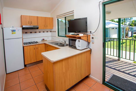 NRMA Bowen Beachfront Holiday Park - Accommodation Asia 19