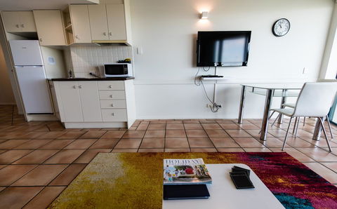La Promenade - Accommodation Asia 9