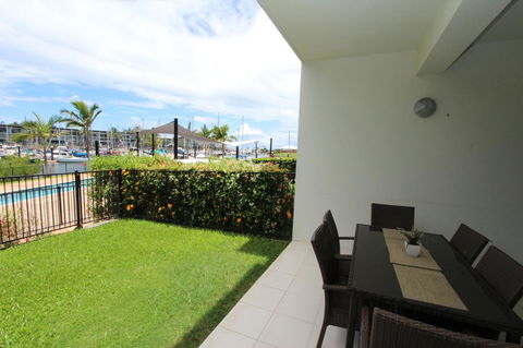 Beachside Apartment 5 - Accommodation China 13