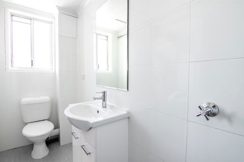 Burleigh Gold Coast Motel - Accommodation Asia 13