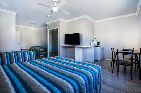 Burleigh Gold Coast Motel - Accommodation Asia 2