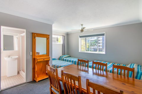 Burleigh Gold Coast Motel - Accommodation Asia 16