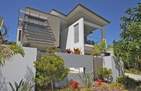 48 Boardrider Crescent, Mt Coolum - Pet Friendly, WiFi, Linen Incl. 500 BOND - Accommodation Asia 0