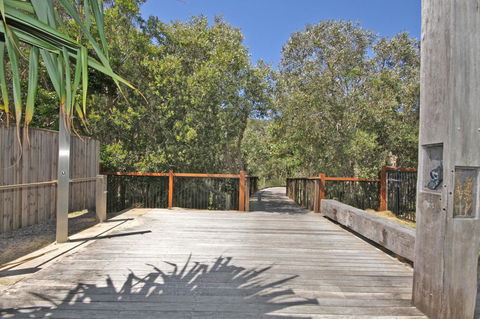 48 Boardrider Crescent, Mt Coolum - Pet Friendly, WiFi, Linen Incl. 500 BOND - Accommodation Asia 11
