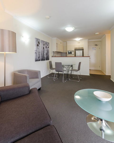 West End Central Apartments - Accommodation Asia 17