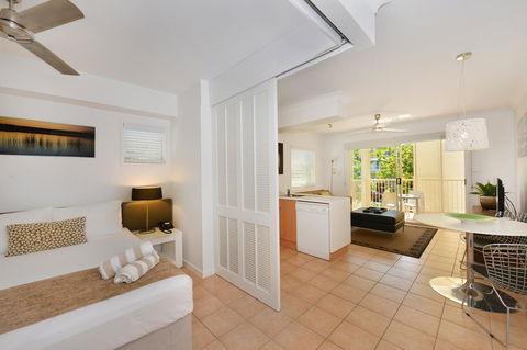 Port Douglas Apartments - Adults Only Oasis - Accommodation Guide 30