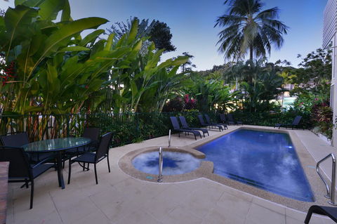 Port Douglas Apartments - Adults Only Oasis - Accommodation Guide 21