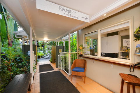 Port Douglas Apartments - Adults Only Oasis - Accommodation Guide 16