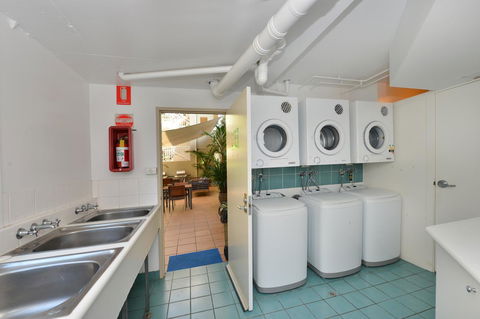 Port Douglas Apartments - Adults Only Oasis - Accommodation Guide 24