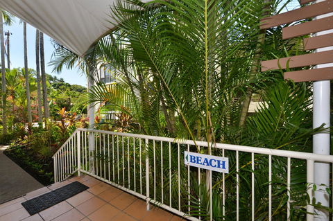 Port Douglas Apartments - Adults Only Oasis - Accommodation Guide 26