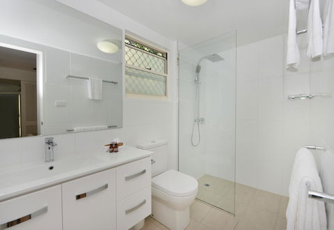 Port Douglas Apartments - Adults Only Oasis - Accommodation Guide 32