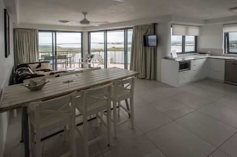Centrepoint Apartments Caloundra - Accommodation Asia 21