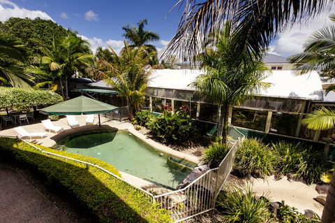 Shamrock Gardens Motel - Accommodation Guide 3