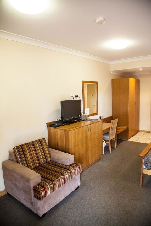 Eastgate On The Range Motel - Accommodation Asia 3