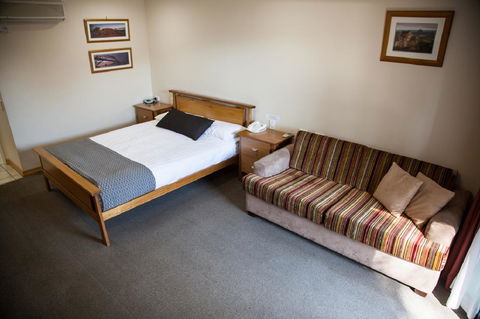 Eastgate On The Range Motel - Accommodation Asia 9