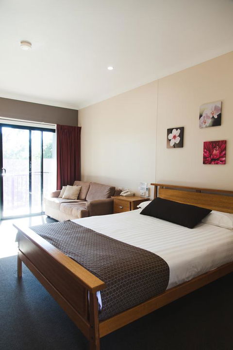 Eastgate On The Range Motel - Accommodation Asia 39