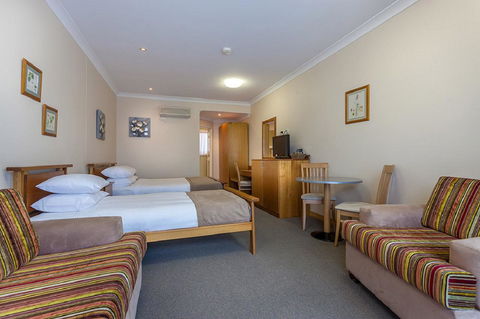 Eastgate On The Range Motel - Accommodation Asia 6