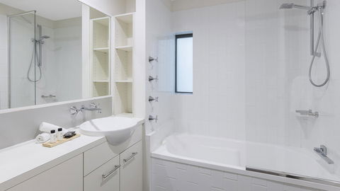 Apartments @ 212 Margaret - Accommodation Asia 6