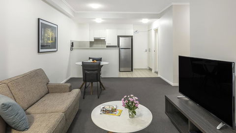 Apartments @ 212 Margaret - Accommodation Asia 8