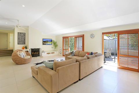 The Shack Noosa - Accommodation Asia 3