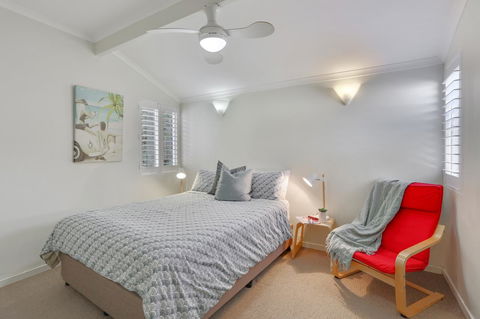 The Shack Noosa - Accommodation Asia 11