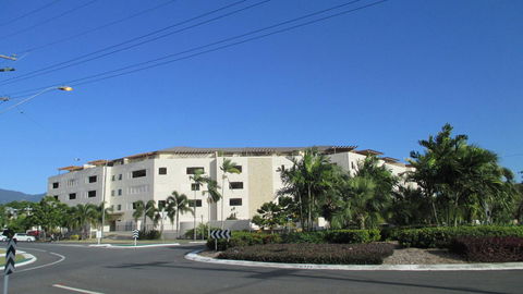 Edge Apartments Cairns - Accommodation Asia 14
