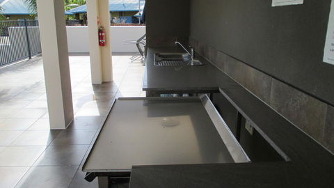 Edge Apartments Cairns - Accommodation Asia 13