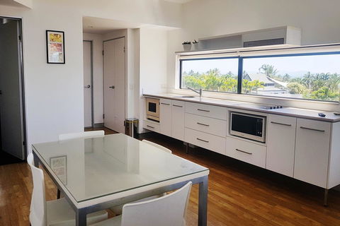 Hinchinbrook Holiday Apartments - Accommodation Asia 2