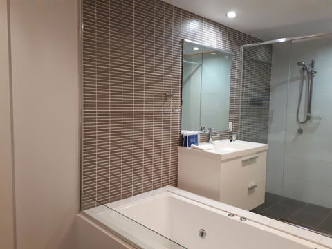 Hinchinbrook Holiday Apartments - Accommodation Asia 5