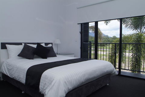 Hinchinbrook Holiday Apartments - Accommodation Asia 23
