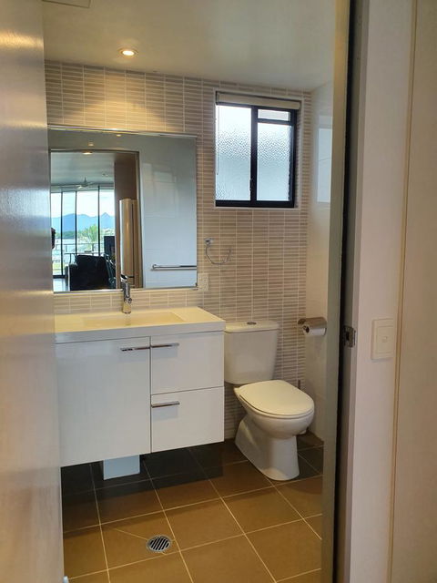 Hinchinbrook Holiday Apartments - Accommodation Asia 19