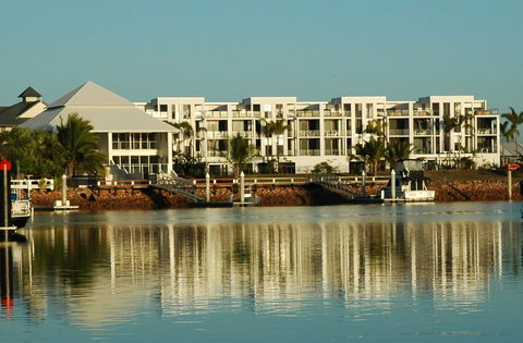Hinchinbrook Holiday Apartments - Accommodation Asia 0