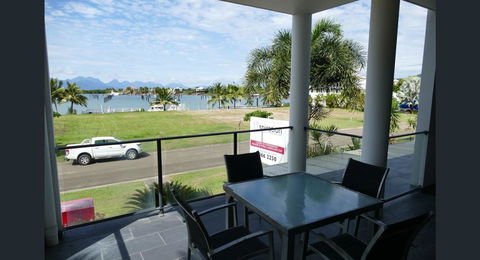 Hinchinbrook Holiday Apartments - Accommodation Asia 35