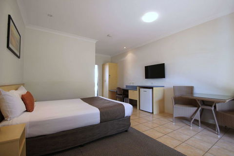 Midlander Motor Inn - Accommodation Asia 21