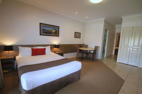 Midlander Motor Inn - Accommodation Asia 17