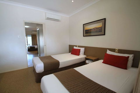 Midlander Motor Inn - Accommodation Asia 6